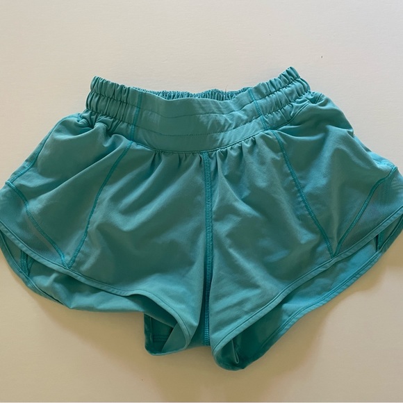 Lululemon Hotty Hot shorts - Picture 1 of 4